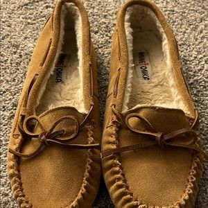 Women moccasin